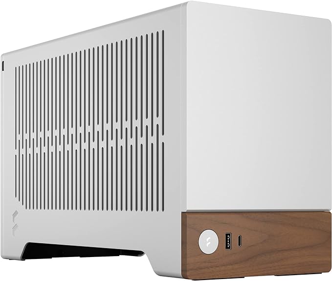 JNCS Nvidia RTX 5070 Ti + AMD Ryzen 7 9700X Pre-built Gaming PC